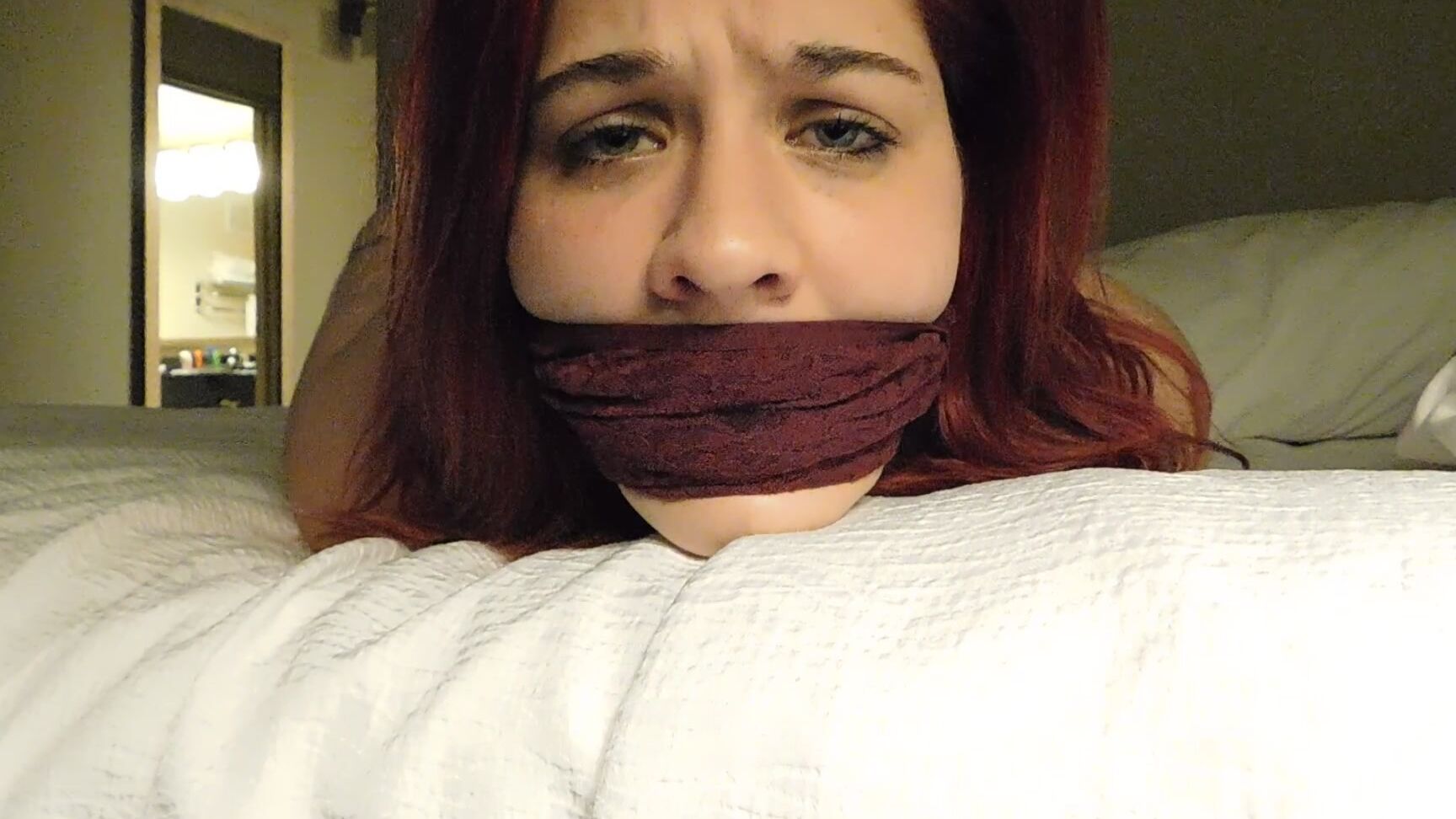Lanabea Woke Up In A Hotel Bound And Gagged