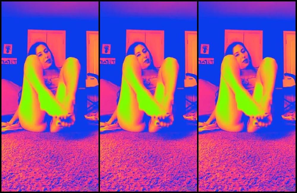 Jenelle Jcakes Nicknamed Jcakess Onlyfans Happy Humpday2