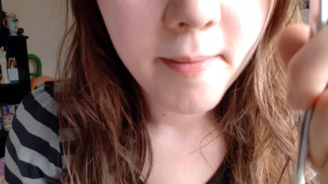 "EveYourApple" asmr, chewing, eating, food, mouth fetish, sfw Girl Eating Noodles ASMR manyvids