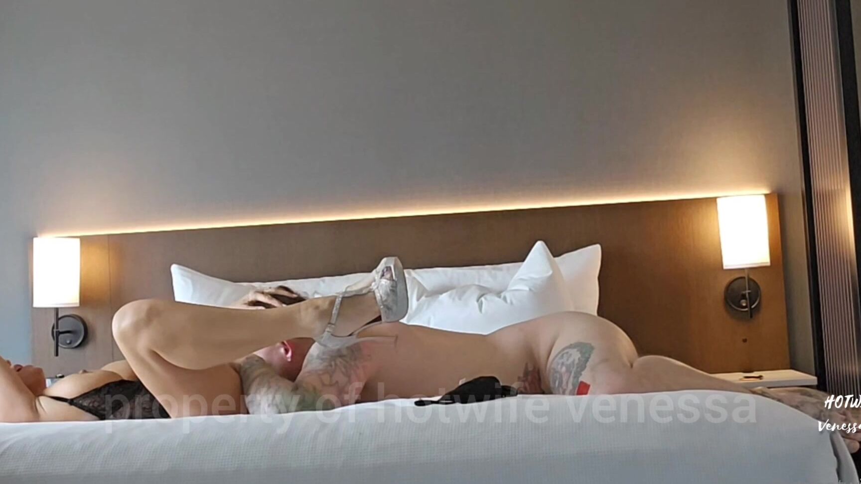 Venessaspenthousevip Sex Facetime With Hubby I Make Him Watch My First Onlyfans XXX