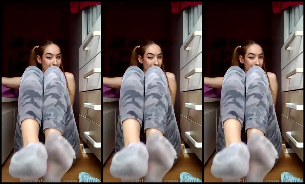 Kaliqueen Nicknamed Kaliii26 10 27 2021 Onlyfans Video Tomar Para Los Eseclavitoss