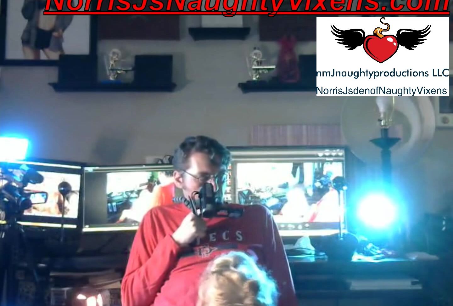 "nmjnaughtyvixens" adulttheater, blonde, blowjob, oralservitude, webcam Blond gives me head webcam show manyvids