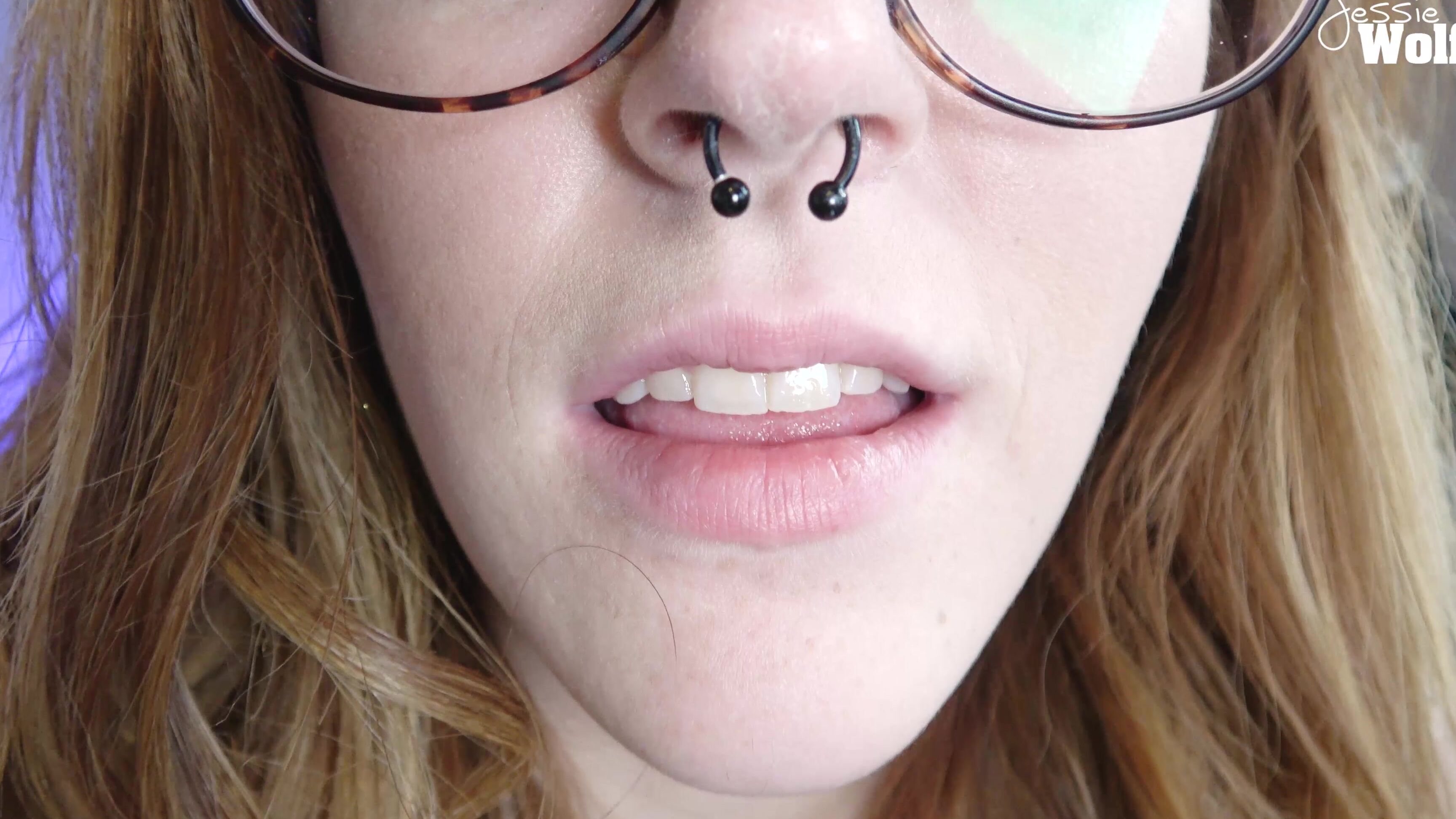 Mouth Fetish, Femdom, Redhead, Nerdy Girls jessie wolfe worship my lips ManyVids
