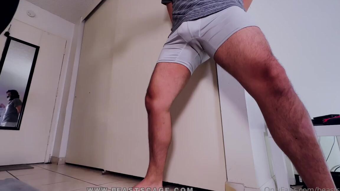 Beasty Ballbusting Aka Beastybusted 07 03 2023 Onlyfans Video Starry Yume And Lucy Wolfe Push Me Back Against The Wall To Continue Their Workout With H