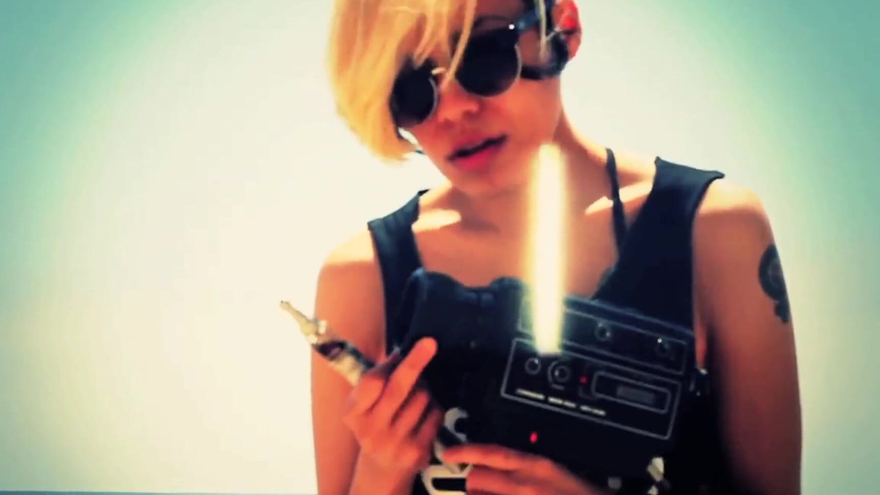 Mercedesthemuse 4270731 10 17 2017 Beach Booty Vid Summertime Means Sunning My Buns As Much As Possible You Ll Find Me At