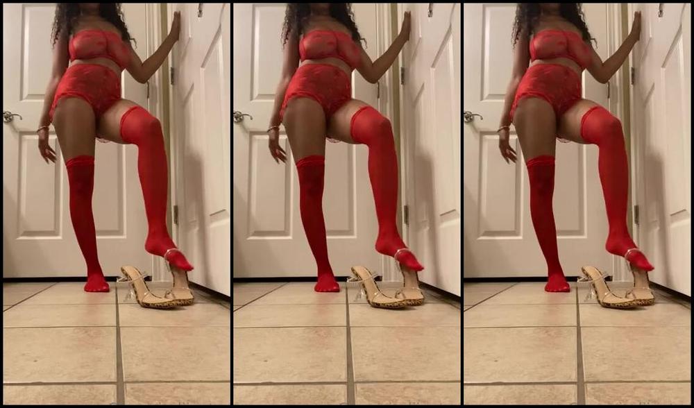 Queenjodiieetoes Aka Prettyfeetonly1800 Onlyfans Valentine S Day Special Pt1