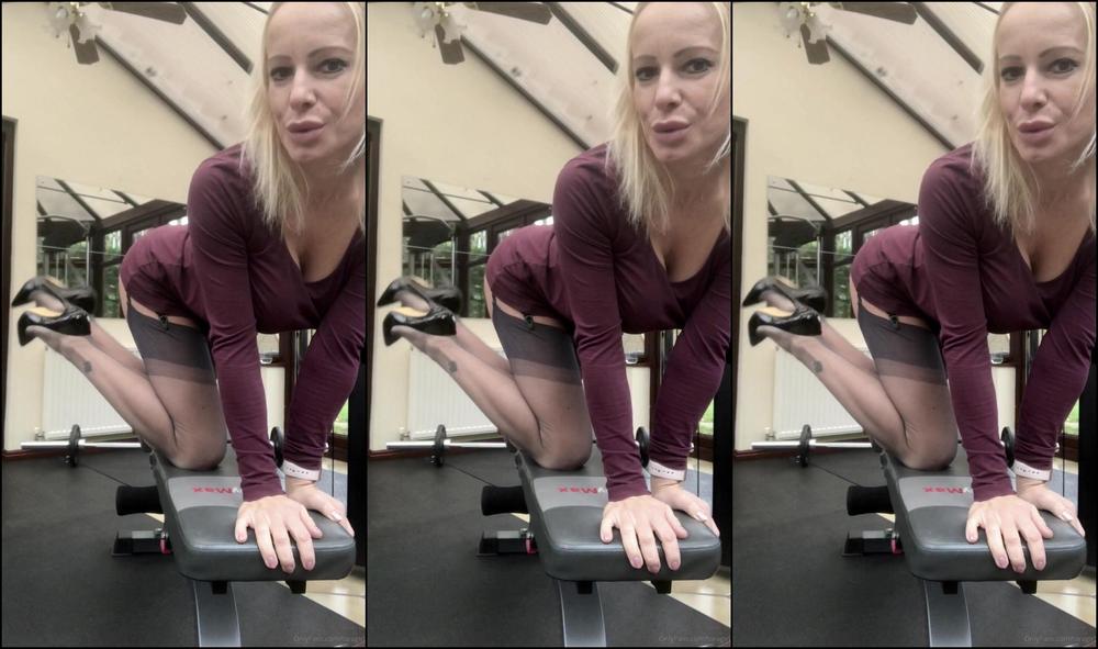 Taragirl Sexy Tease Then Next Video Is Longer Please Start With This One To Get Horny But Don T C