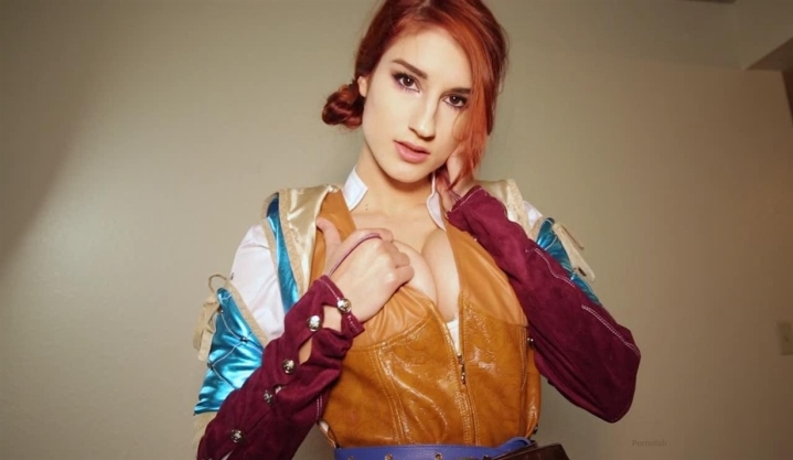 Anal, Toys, Solo MiaRand - Triss Merigold Does Anal SiteRip