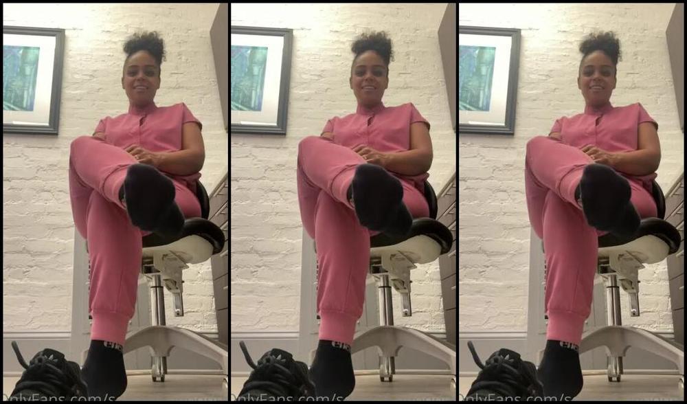 Soles Of Agoddess Nicknamed Solesof Agoddess Onlyfans Stroke That Cock For Q