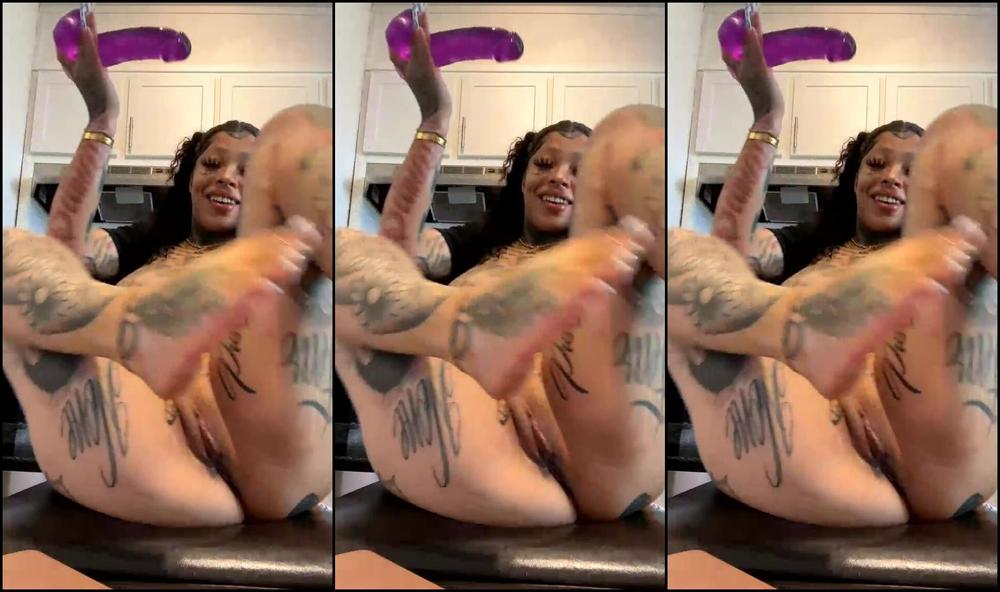 Realkaaybrazy Goodmoanin Baby Early Live My Pussy Was Leaking