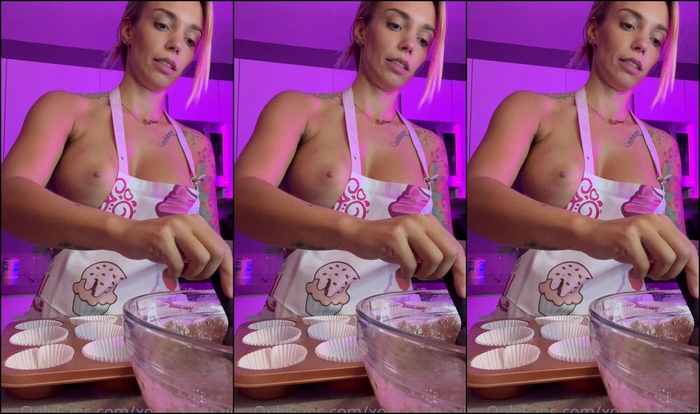 Xo Rybaby Vip Ms Slutty Crocker Makin Cupcakes And Being Cute Lol