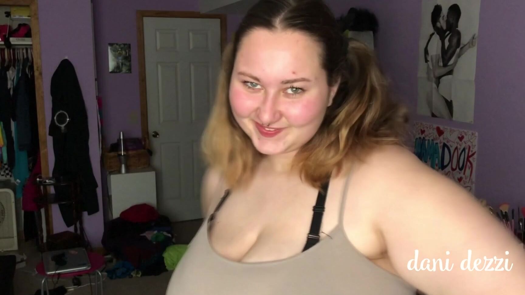 Danidezzi Slutty Neighbor Has A Crush On You