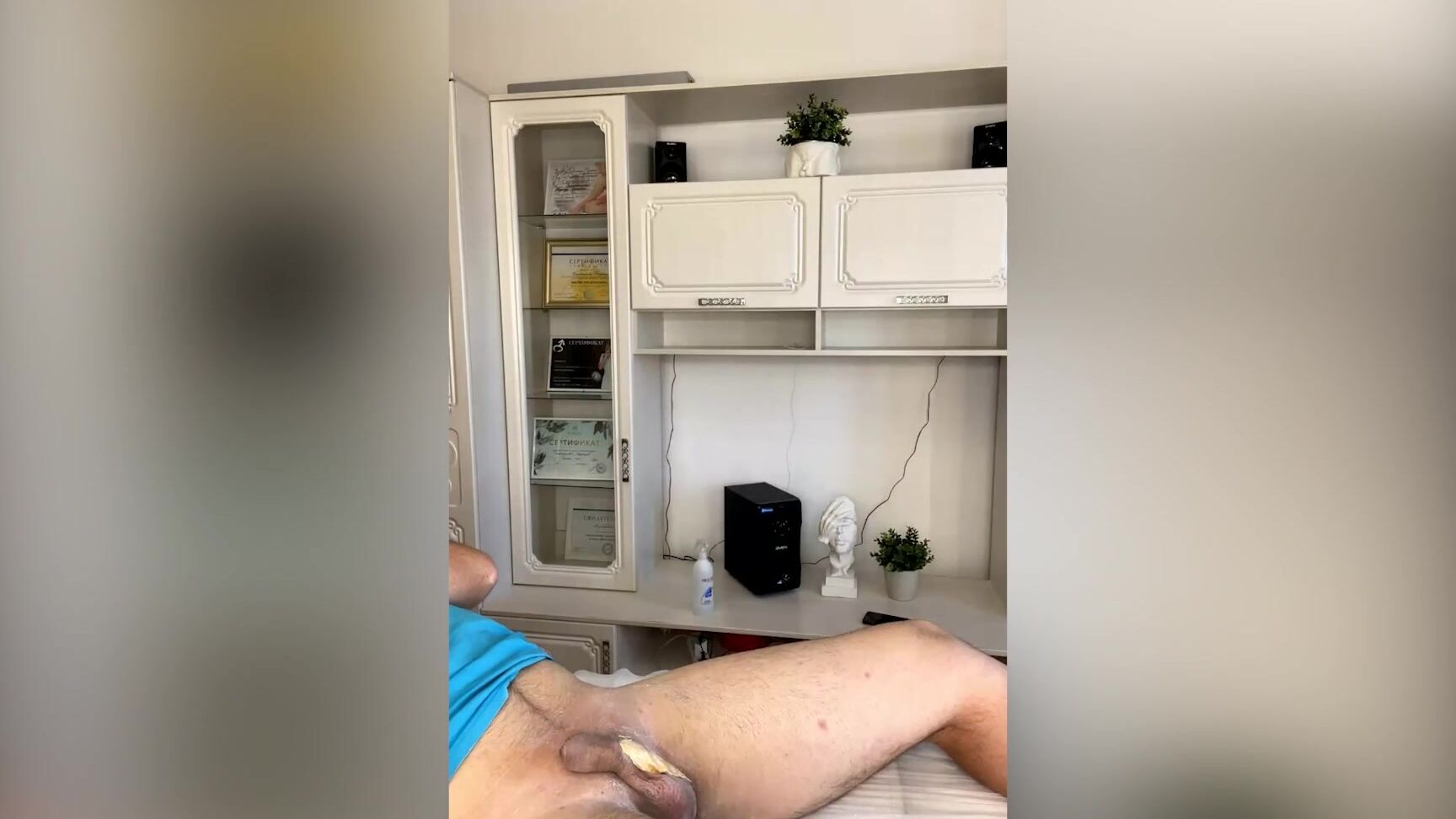 Sugarnadya Removes Hair With Wax Tweezers The Client S Penis And Anus Are Now Smooth