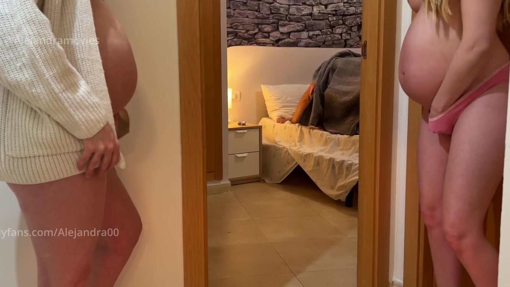 My Friends Get Horny When I Fuck With My Boyfriend