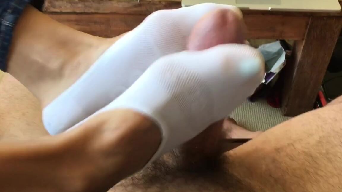 Keeley Kennedy Nicknamed Keeleyk Onlyfans Enjoy Me Giving A Sockjob In My Little Ped Socks Like Comment And Tip If You2