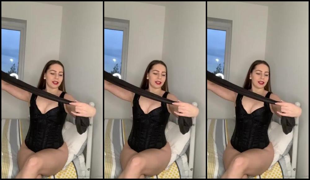 Lady Annabelle Onlyfans Watch Me While Putting On My New Pantyhose