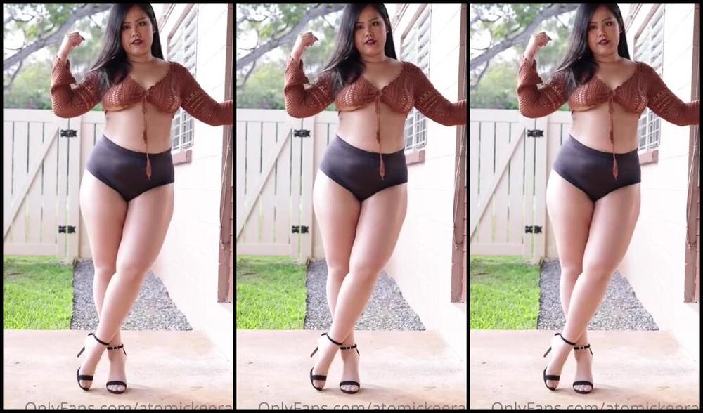 Atomickeerati Onlyfans Let Them Shine While Teasing My Neighbor Lol