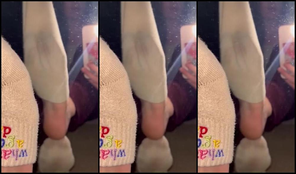 Miss Emma Rose Nicknamed Emmaemmarose Onlyfans Socks And Soles Just How You Like Them Puppy