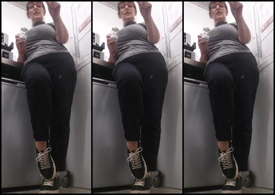 Miss B Nicknamed Missb52S Onlyfans 07 04 2024 Salty Feet