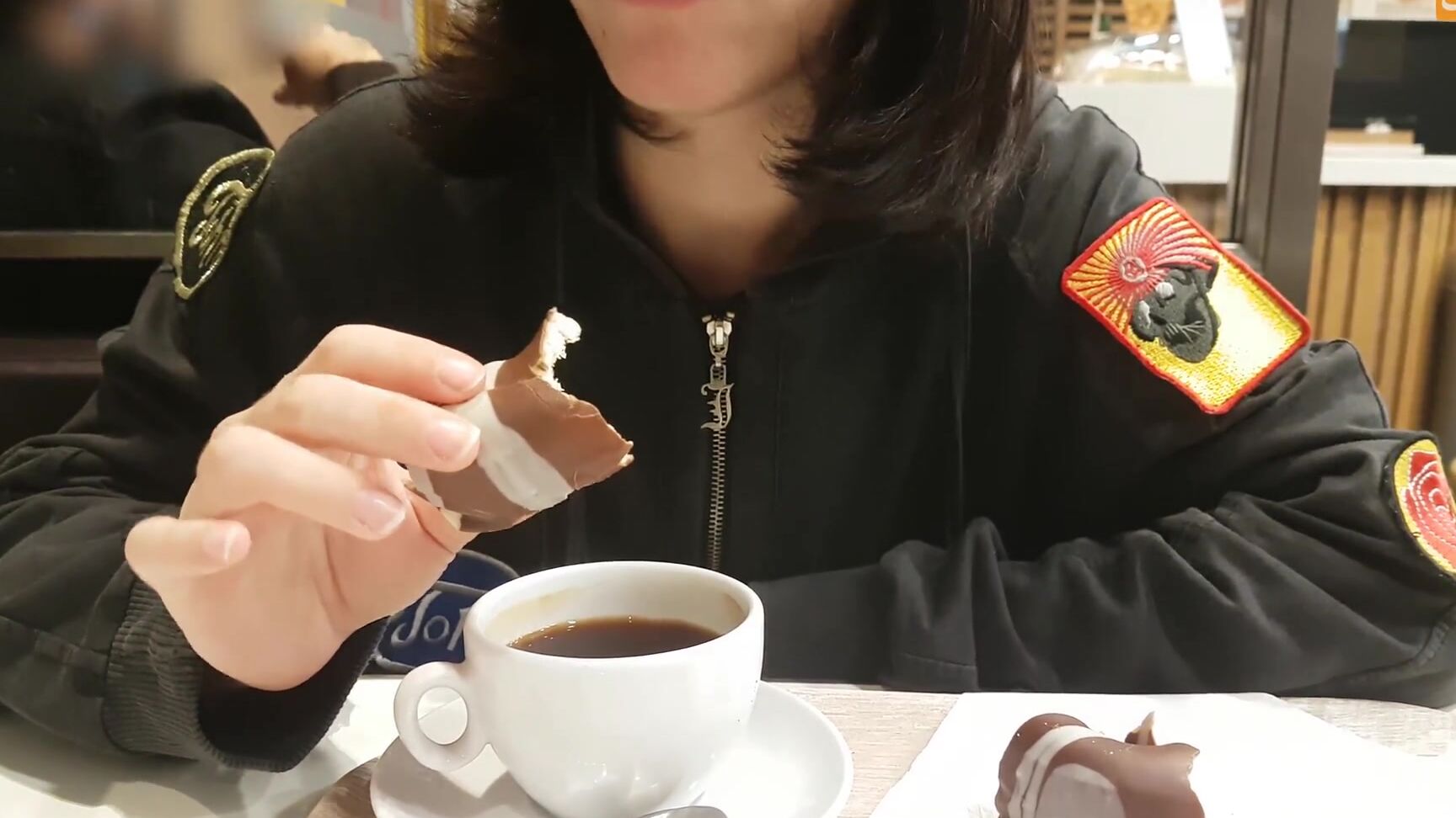 "Pillow Talk" Public, Outside, Female Orgasm, Pubilc Orgasm, Lovense Lush, Emote Control, Public Restaurant, Public Masturbation, Remote Toy Public, Female Cumming, Public Cumming, Beautyfull Agony, Real Orgasm, Orgasm Convulsions, Remote Control, Pu