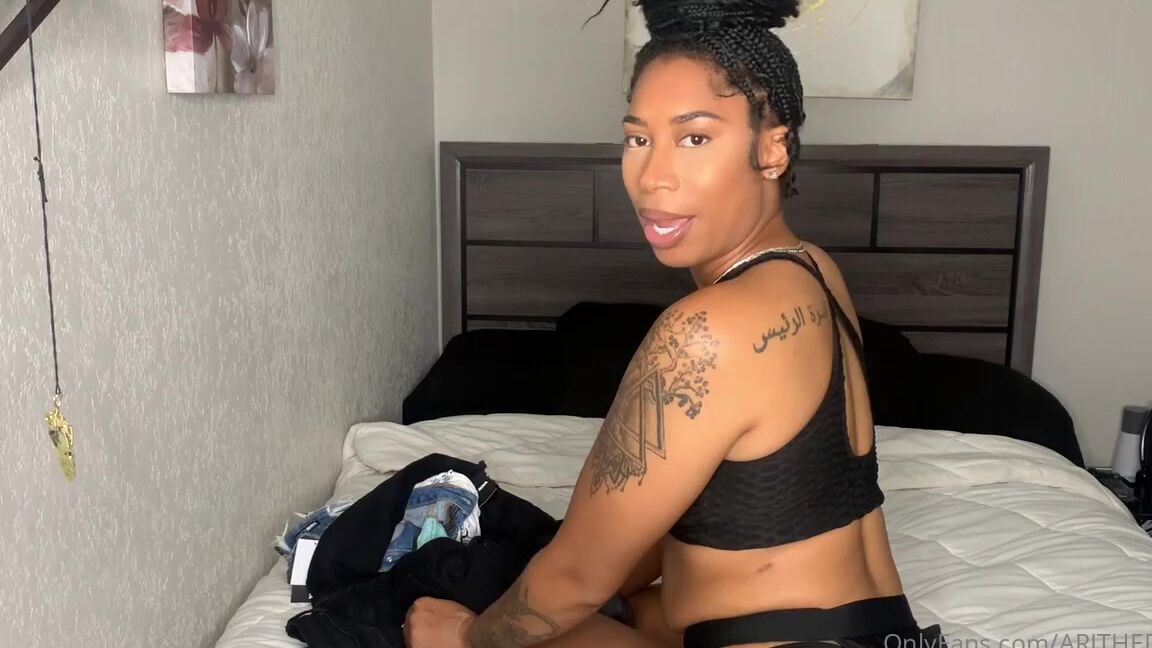 Ebonykinkyqueen Nicknamed Ebonykinkyqueen Onlyfans Tip 10 For Full Clip You Re So Scared To Admit You Fantasize About Big Veiny Black