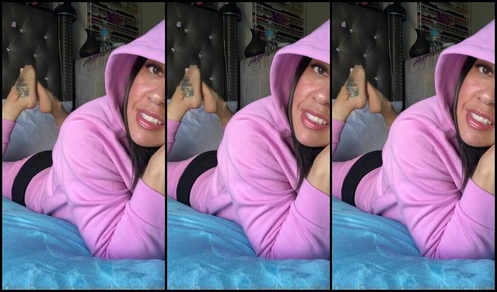 Deedeericanfeet Onlyfans Gm My Dears As Requested Wiggle Toes And Rub Soles Together In The Pose