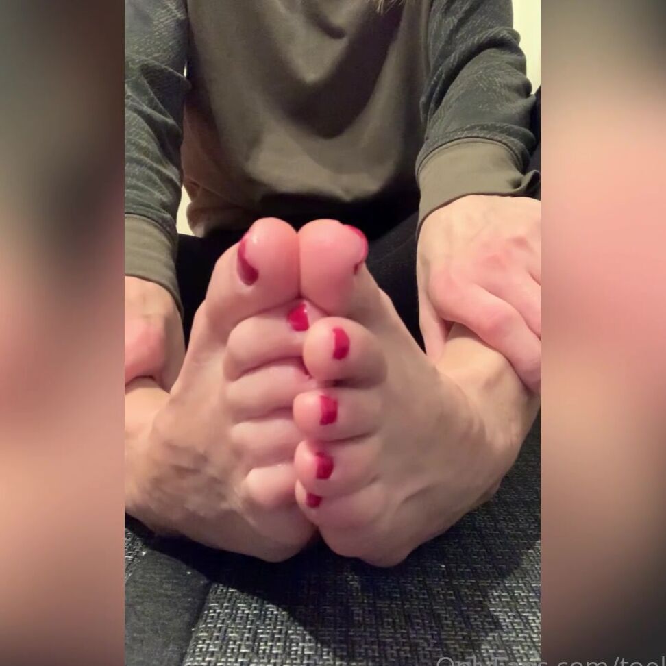 Toeluxx Part Two With Lotion