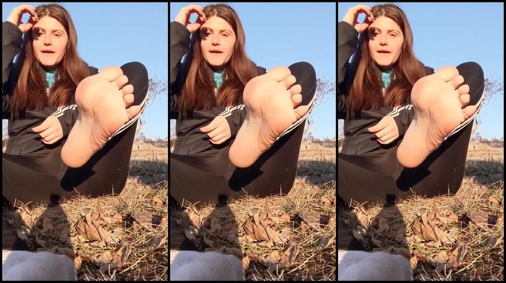 Daisy Duncan Nicknamed Daisyduncan Onlyfans Oily Soles Babes At G0Lden Hour Too