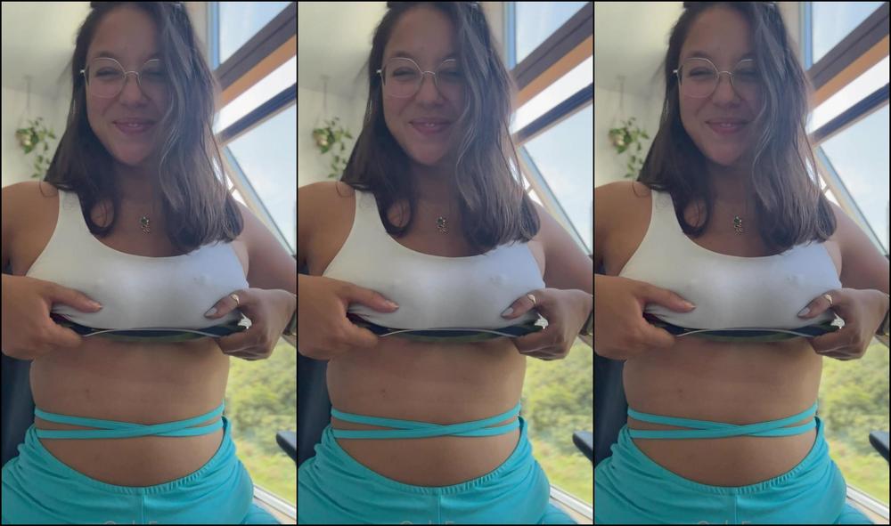 Ccesca 2989666926 08 23 2023 Good Morning I Am Wfh Today Anyone Else Maybe We Can Be Naughty Together Between Work