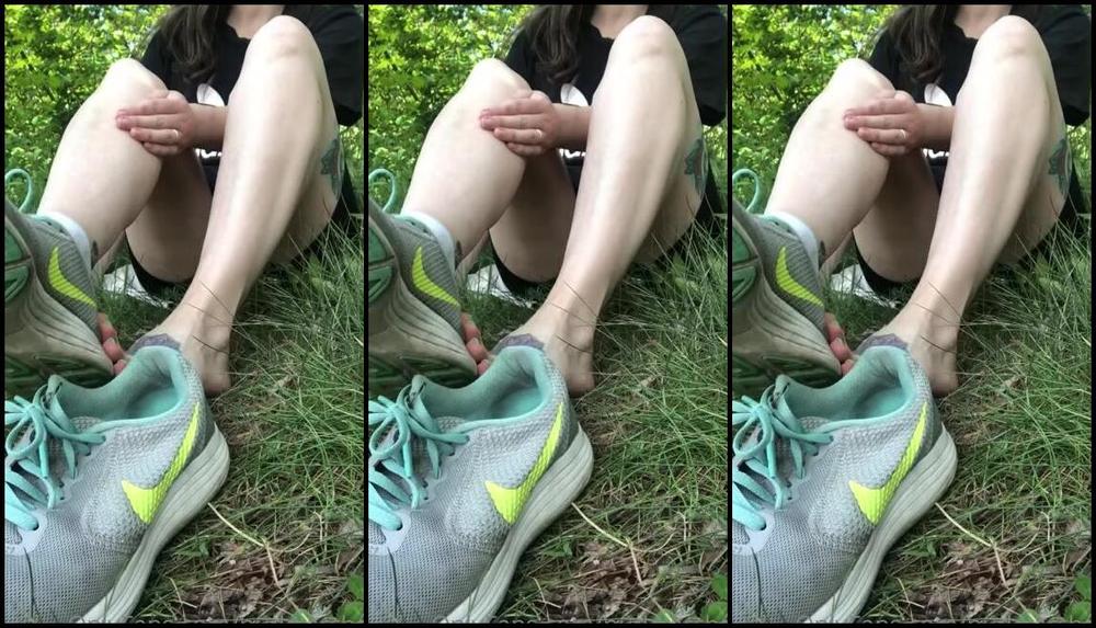 Nude Arches Nicknamed Nude Arches 06 01 2023 Onlyfans Video Do You Want Them Fresh Out Of My Sweaty Socks Someone Could Interrupt Any Minute Out