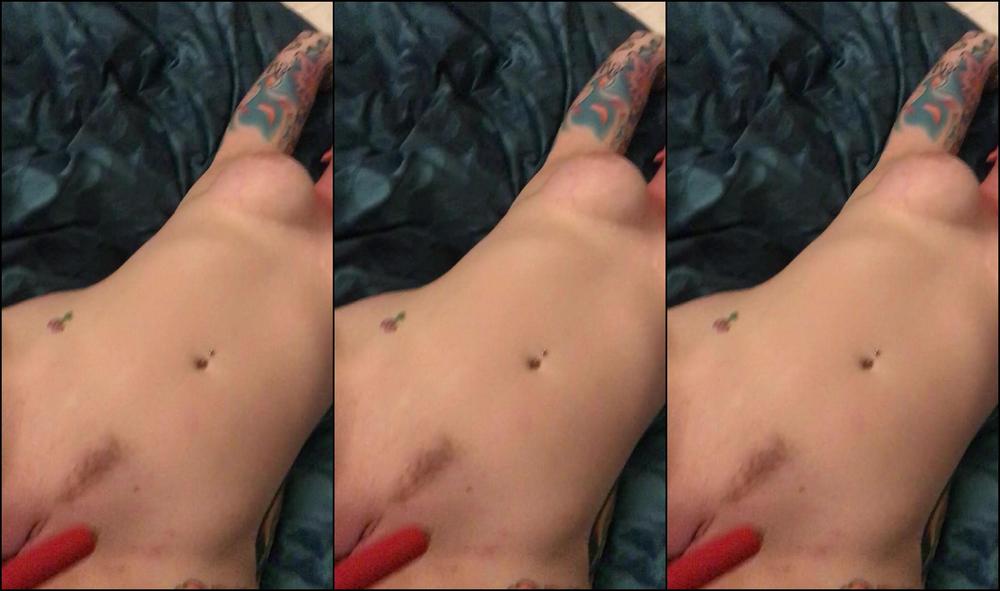 Piggymouth Getting Zapped While I Wank Off Him Off With My Feet