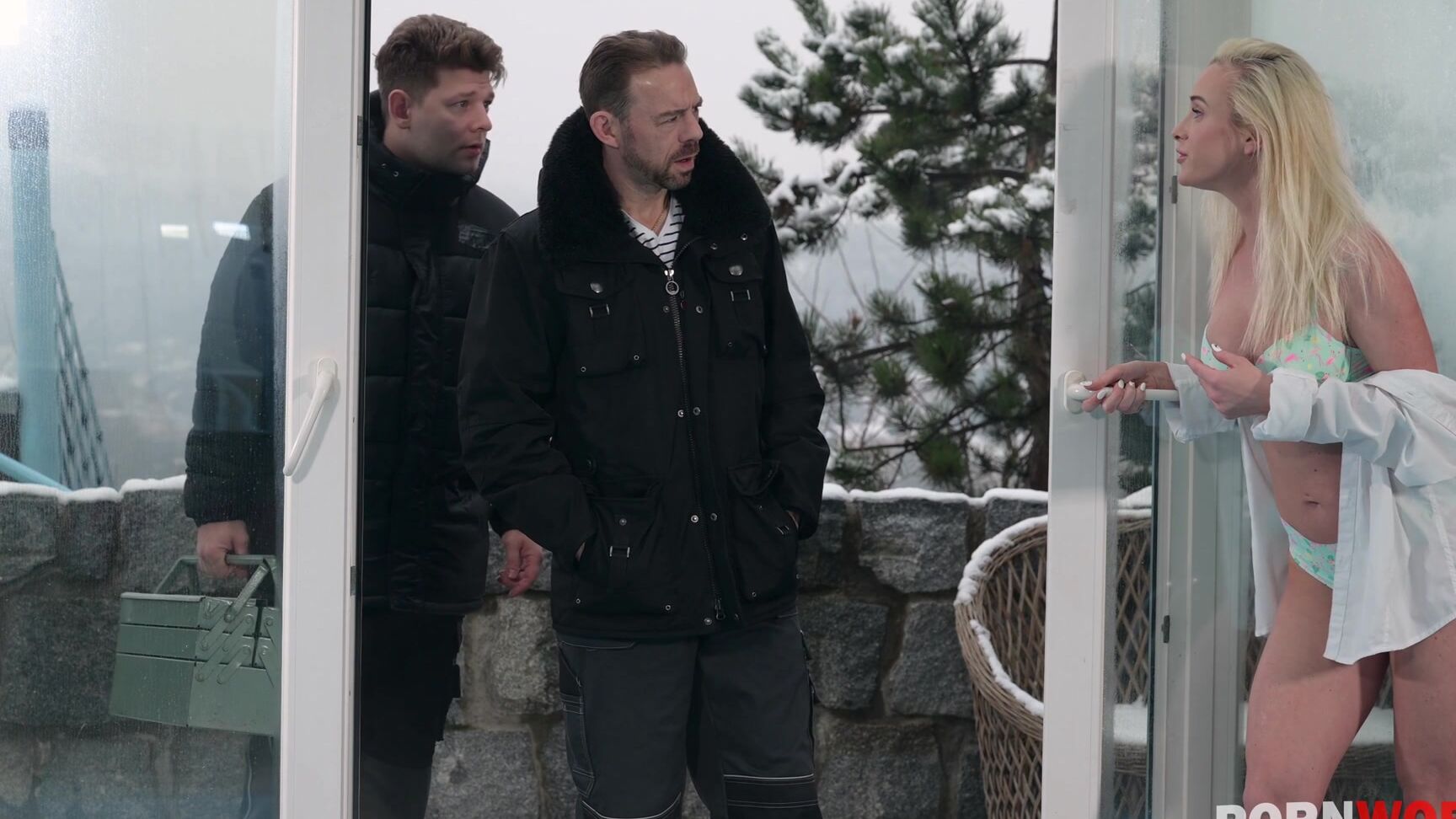 MILF, Hardcore, DP, Gonzo, Group Sex, Anal, Orgy Krystal & Pool Repair Men Take Turns DPing Sexy Blonde Mother & Daughter GP2235 SiteRip