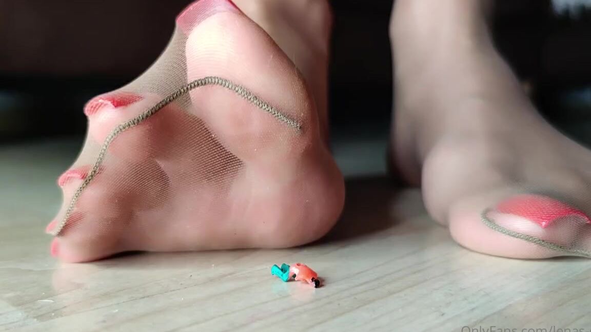 Sexy Lenasdiary Onlyfans 779749192 Giantess Nylon Crushingp