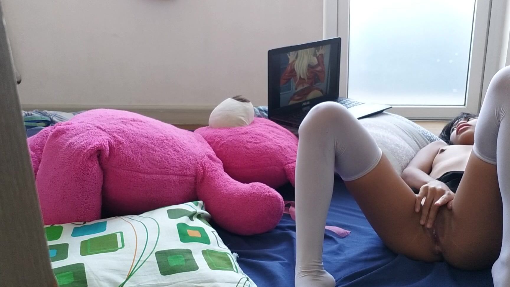 Creamberryfairy Part Caught Up Watching Porn Manyvids
