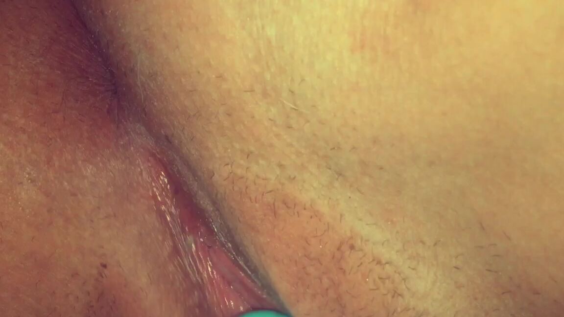 Layla Shh I Have To Be Quiet