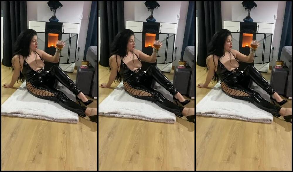 Prettyprincess220 11 22 2022 Onlyfans Video Im Wearing A Very Sexy Print Shirt