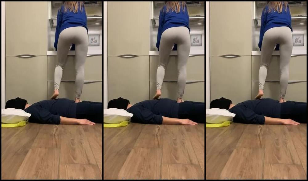 Deapistilla Nicknamed Deapistilla1 02 06 2022 Onlyfans Video Lavo I Piatti Sul Mio Tappeto Umano Ignorato Completamente