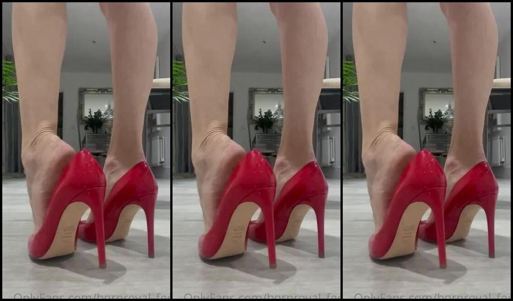 Bornroyal Feet Onlyfans Dangling And Dipping My Foot Right Into The Shoe I Bet You Would Rather I Shove It Right Into Your