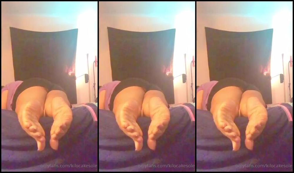 Atlfootjobqueen Aka Kilocakesole Onlyfans You Should Be In Between So I Can Stroke You Like This