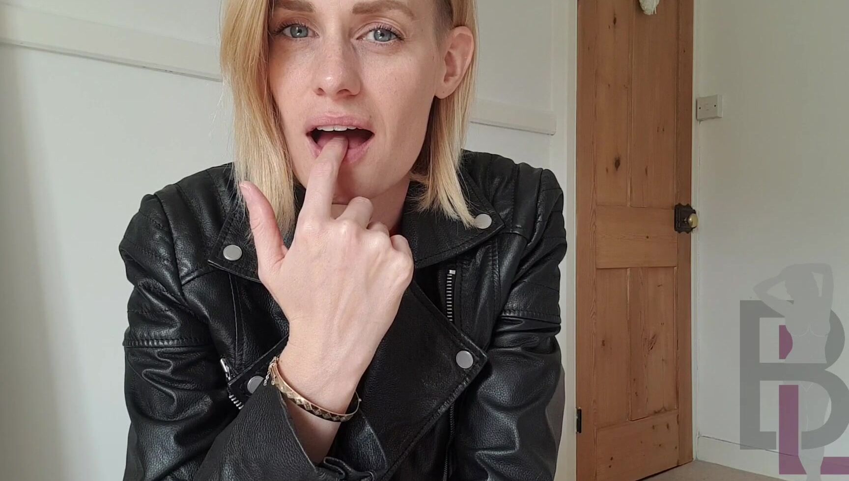 Belle Lou Strap On Sunday With A Little Bit Of Story