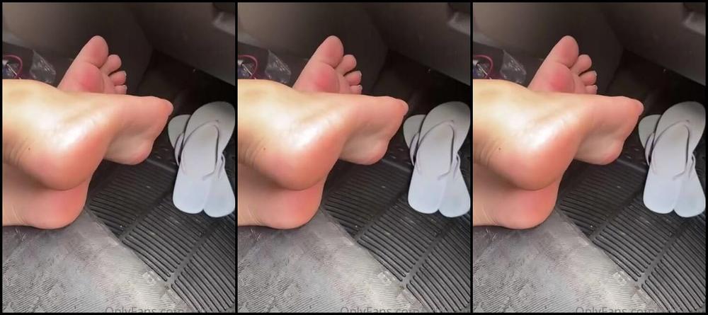 Adripiecitos Aka Adrieamb Onlyfans Dale Me Gusta A Todas Mis Publicaciones