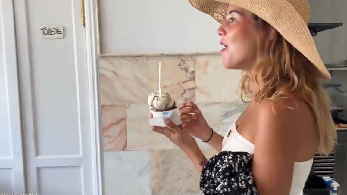 Bralessforever 2023-05-24 - Agatha - Flashing with Agatha Bralessforever