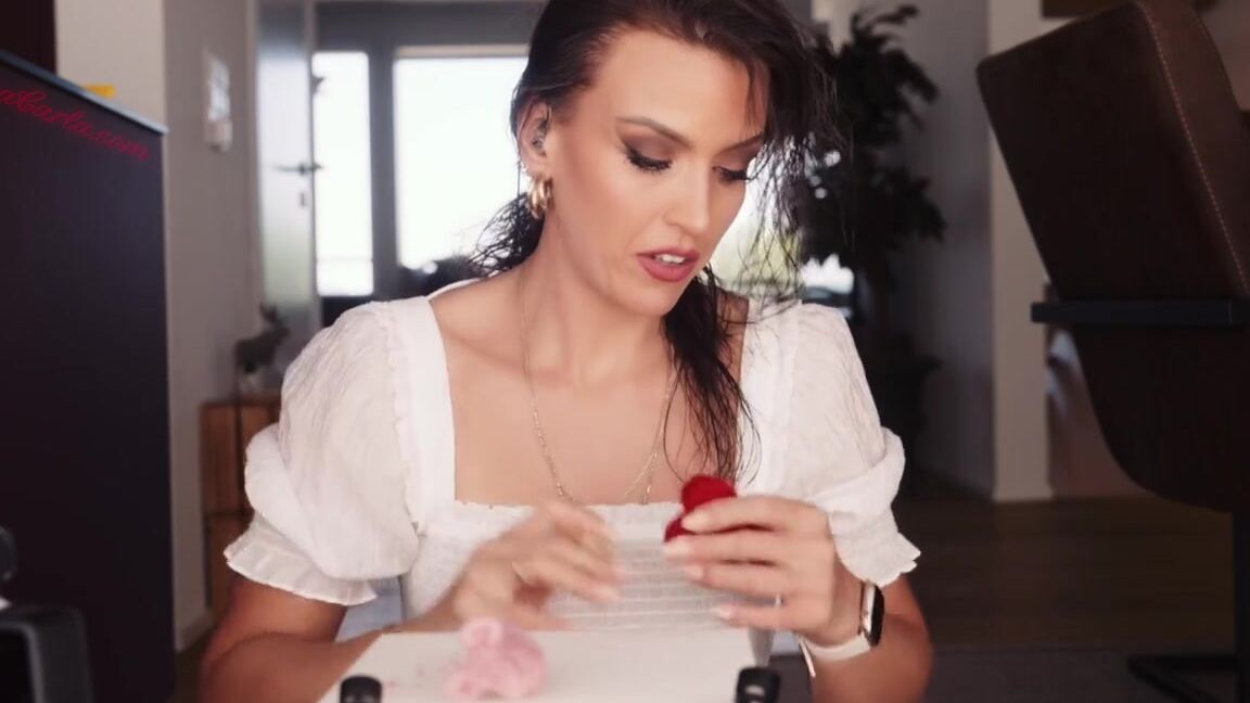 Gina Carla Nicknamed Ginacarla Onlyfans Exclusive Asmr With Giveaway Write A Comment And You Have The Chance To Win My Heart