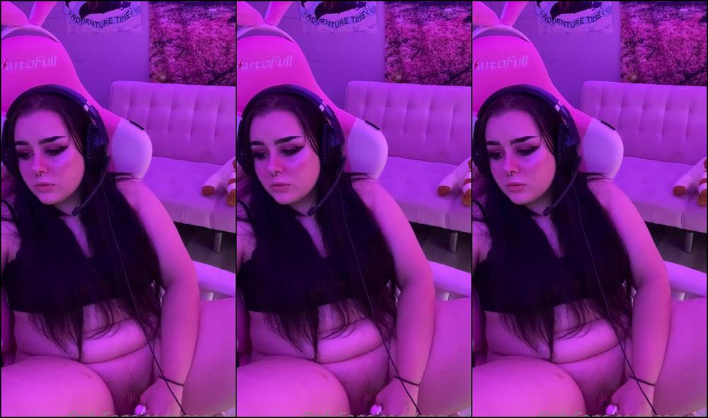 zoeyuso-02-09-2020-822189029-watch-me-cum-multiple-times-i-was-literally-so-horny-i-need-my-black-blown-out