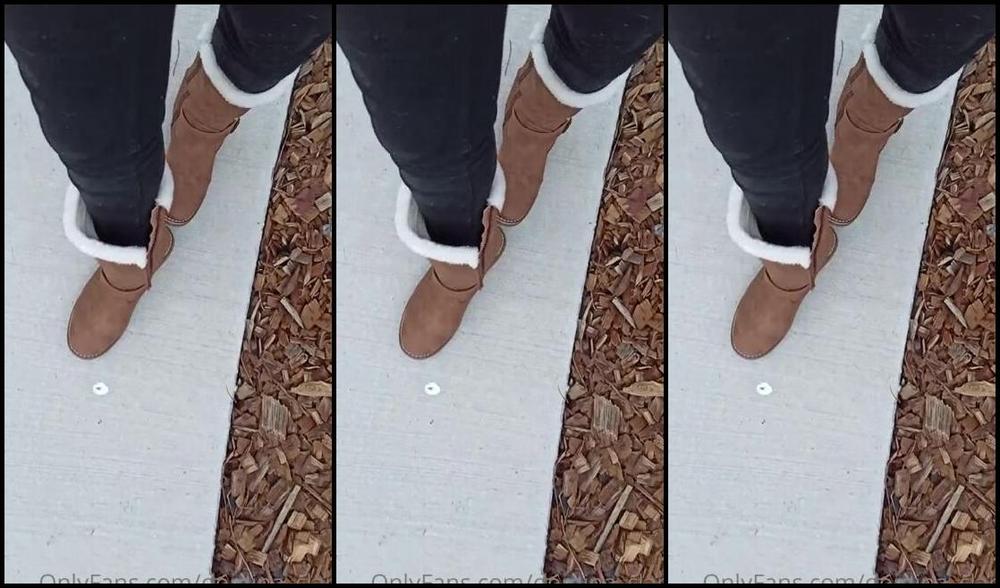 Domina Clara Nicknamed Domina Clara Onlyfans Nouvelle Semaine Ce Sera Des Collants Pour Lun Dentre Vous Sur Mon Onlyfans New