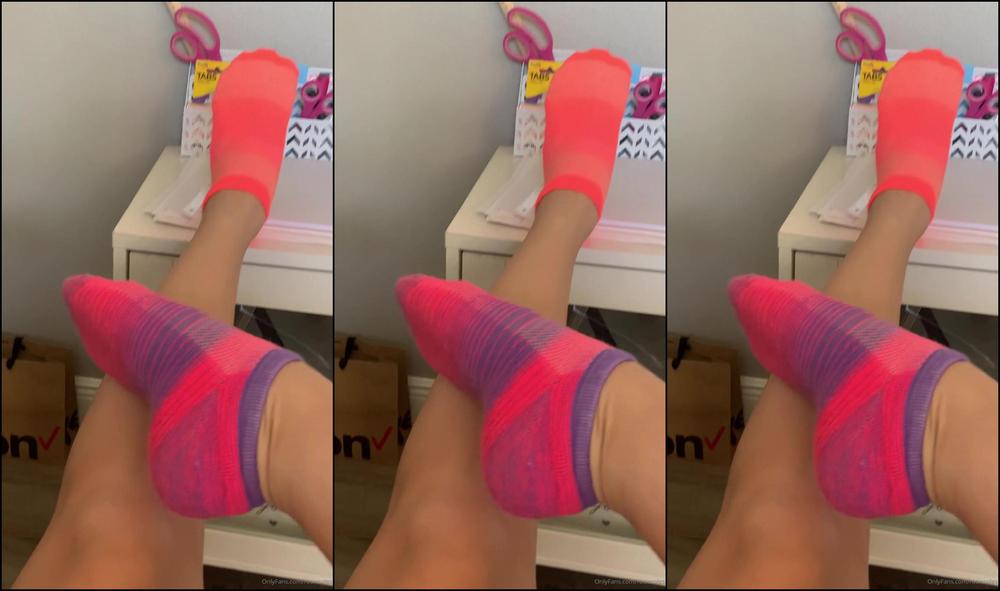 Rosiesoles Study Break Sock Removal Tease