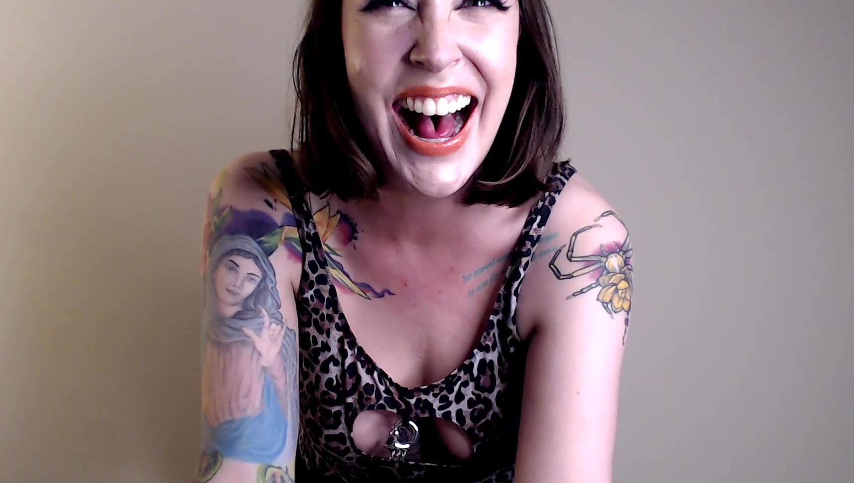 TheWasp GF Makes Your Dick Disappear iWantClips