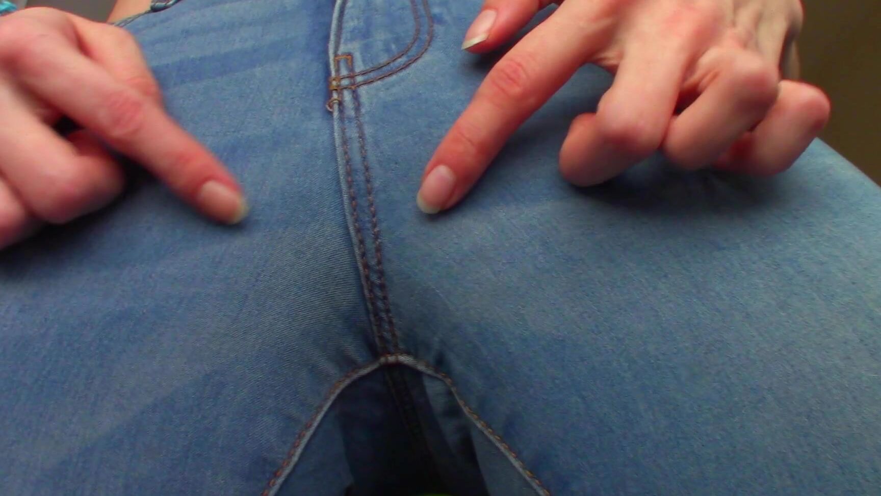 "Goddess Vanessa" ass worship, edging games, jeans fetish, jerk off instruction, masturbation encouragement DENIM Jean Ass TEASE JOI manyvids