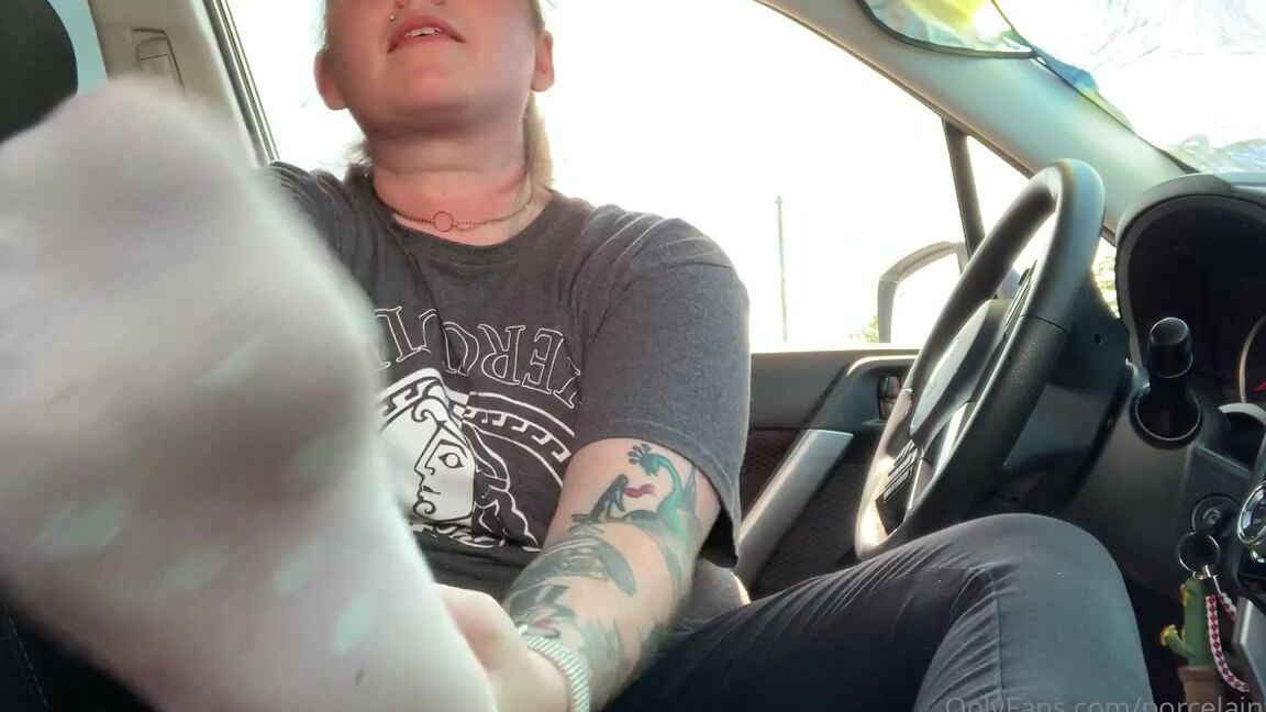 Porcelain Goddess Aka Porcelainfeets Onlyfans Lunchtime Video For My Favorites