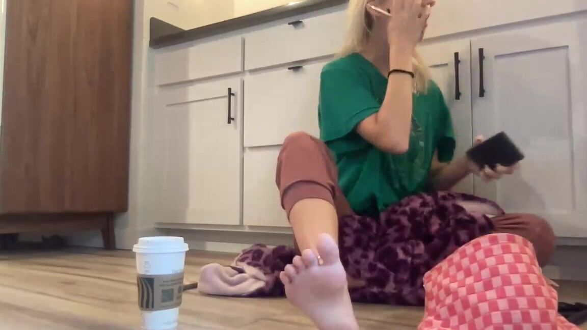 Cosmicstarlight Stream Started At Pm Good Morning Get